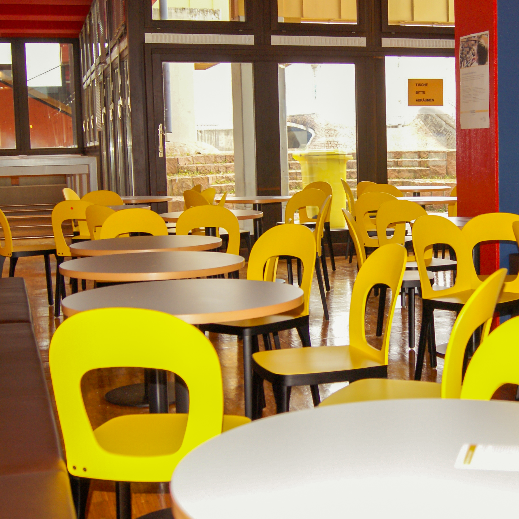 Seating in the Gießberg cafeteria