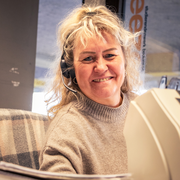 Portrait Beate Frick, Mitarbeiterin an der Hauptkasse bei Seezeit