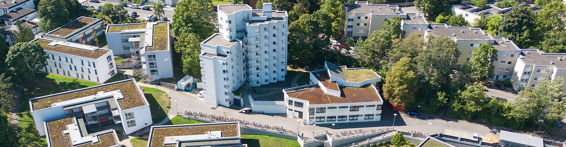 Luftbild der Wohnanlage Sonnenbühl Ost Hochhaus